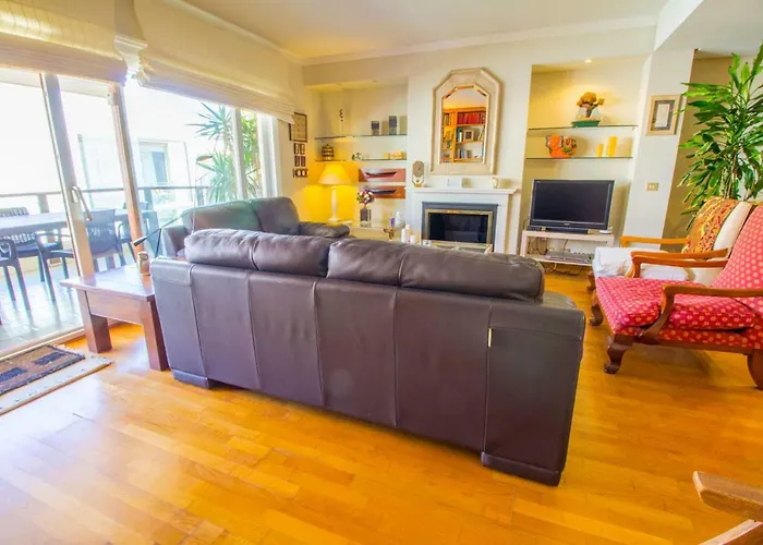 High Quality 40 Meters From Apartment *