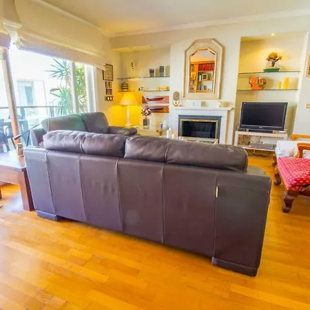 High Quality 40 Meters From Apartment *
