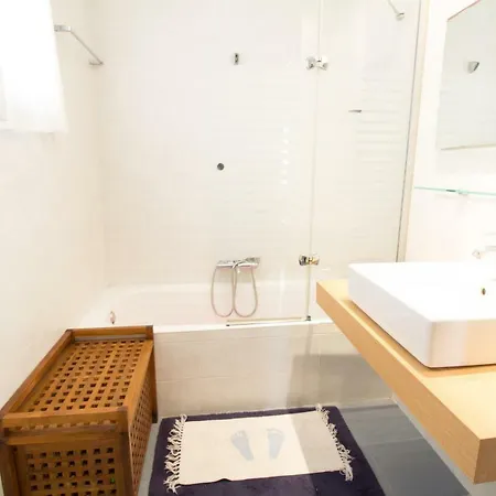High Quality 40 Meters From Apartment *